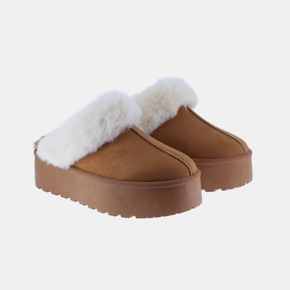Faux‎ fur trimmed slippers